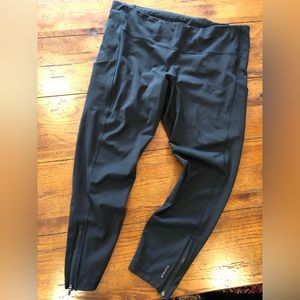 Athleta Ultimate Run 7/8 Tight